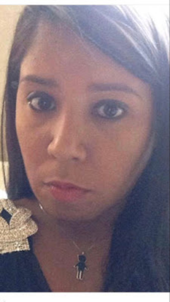 Meet your Posher, Cinthia